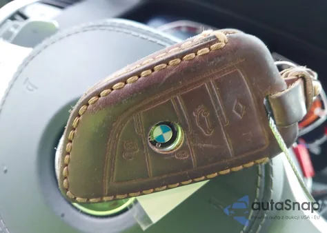 2021 BMW X5 xDrive40I z USA, uszkodzony, nr VIN 5UXCR6C09M9D89628